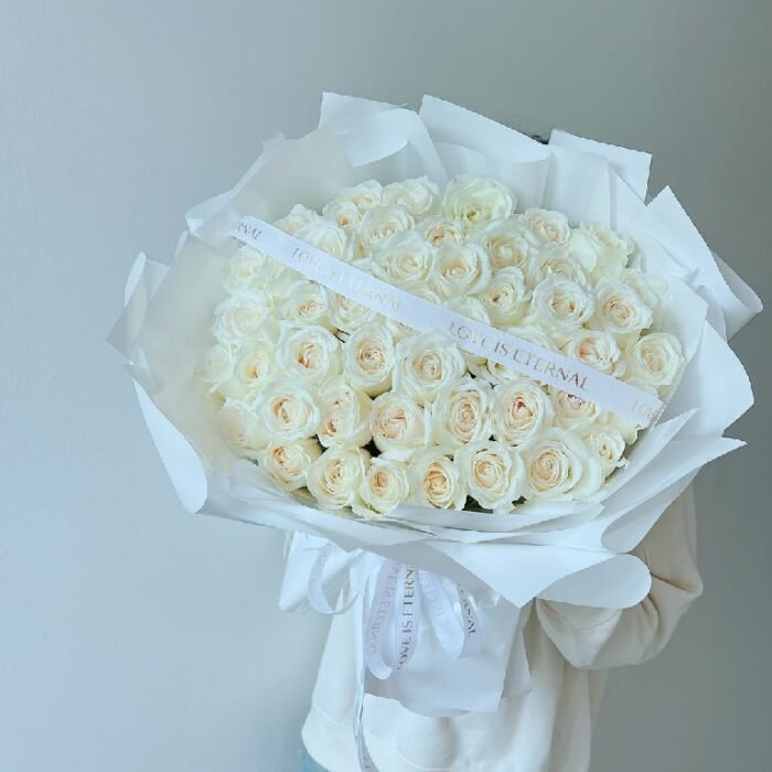 Wintry Whites (XL) - Image 1